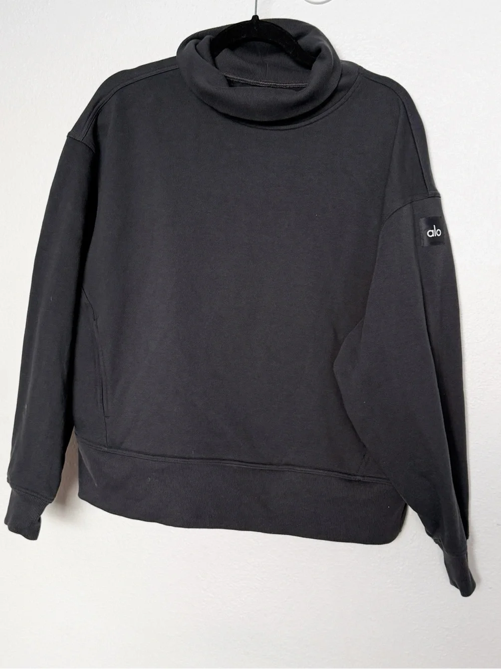 Alo Hazy Mock Neck Pullover Anthracite Oversized Sweatshirt Charcoal Gray